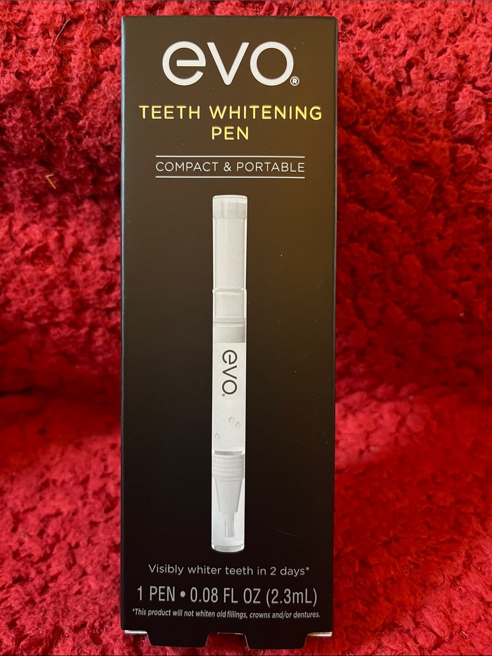 evo Teeth Whitening Pen in Black - Compact & Portable